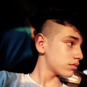 Meet your Posher, Luis